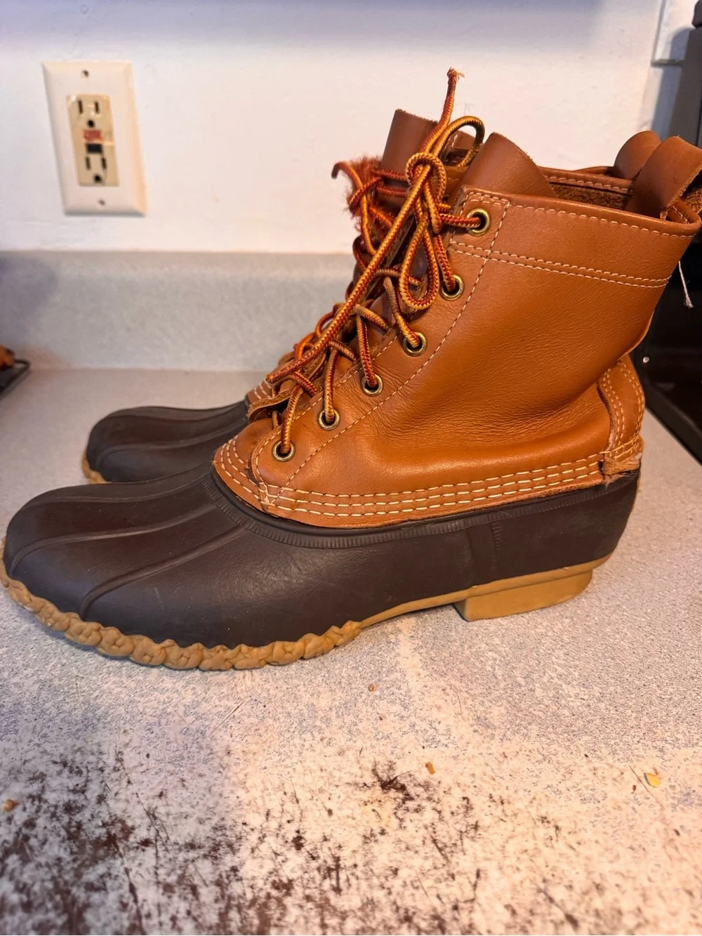 LL bean original bean boots duck boots men’s size 9 women’s size 11